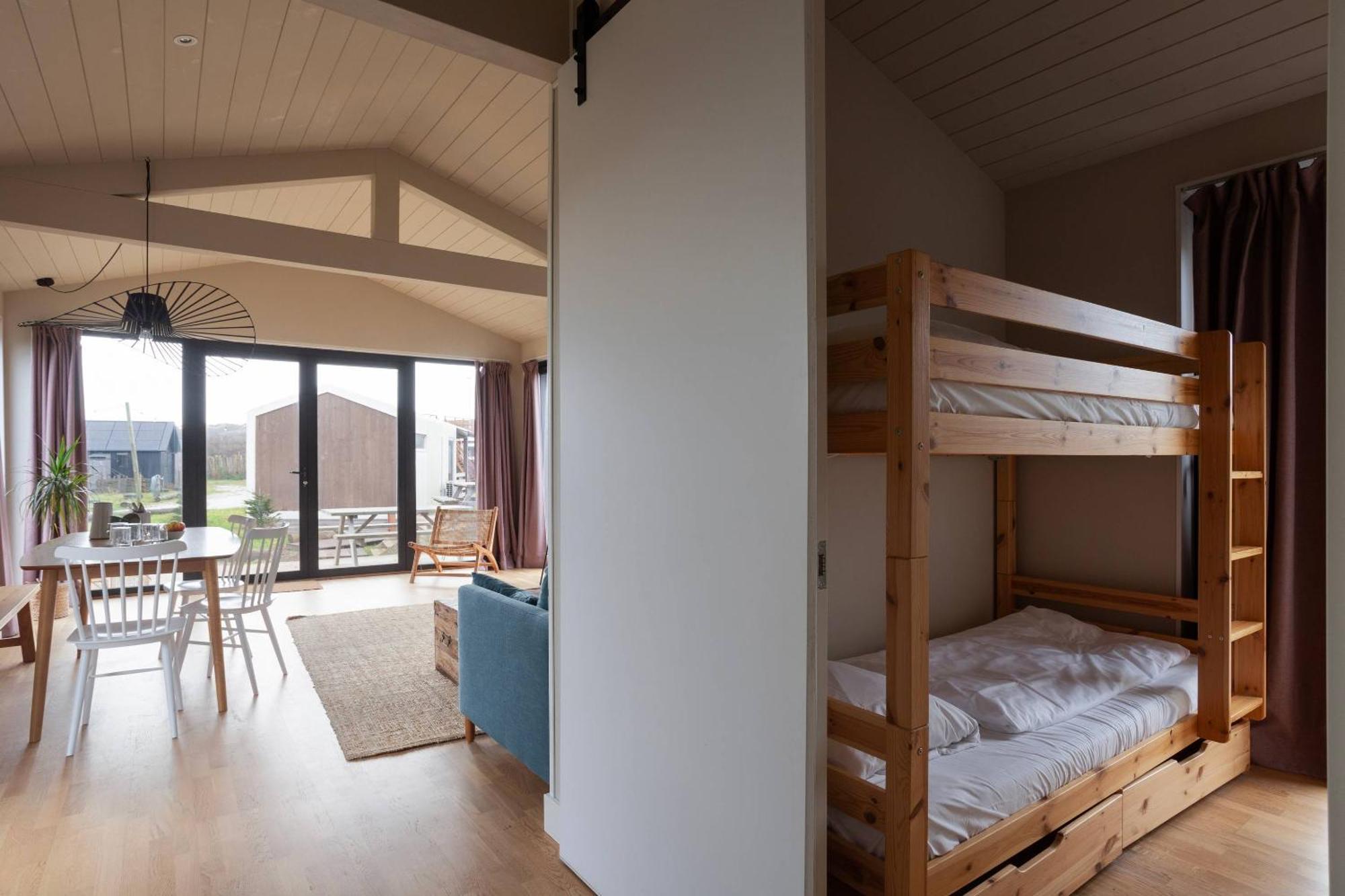 Basecamp Tiny House Eco-Resort Ijmuiden ไอย์มัลเดิน ภายนอก รูปภาพ